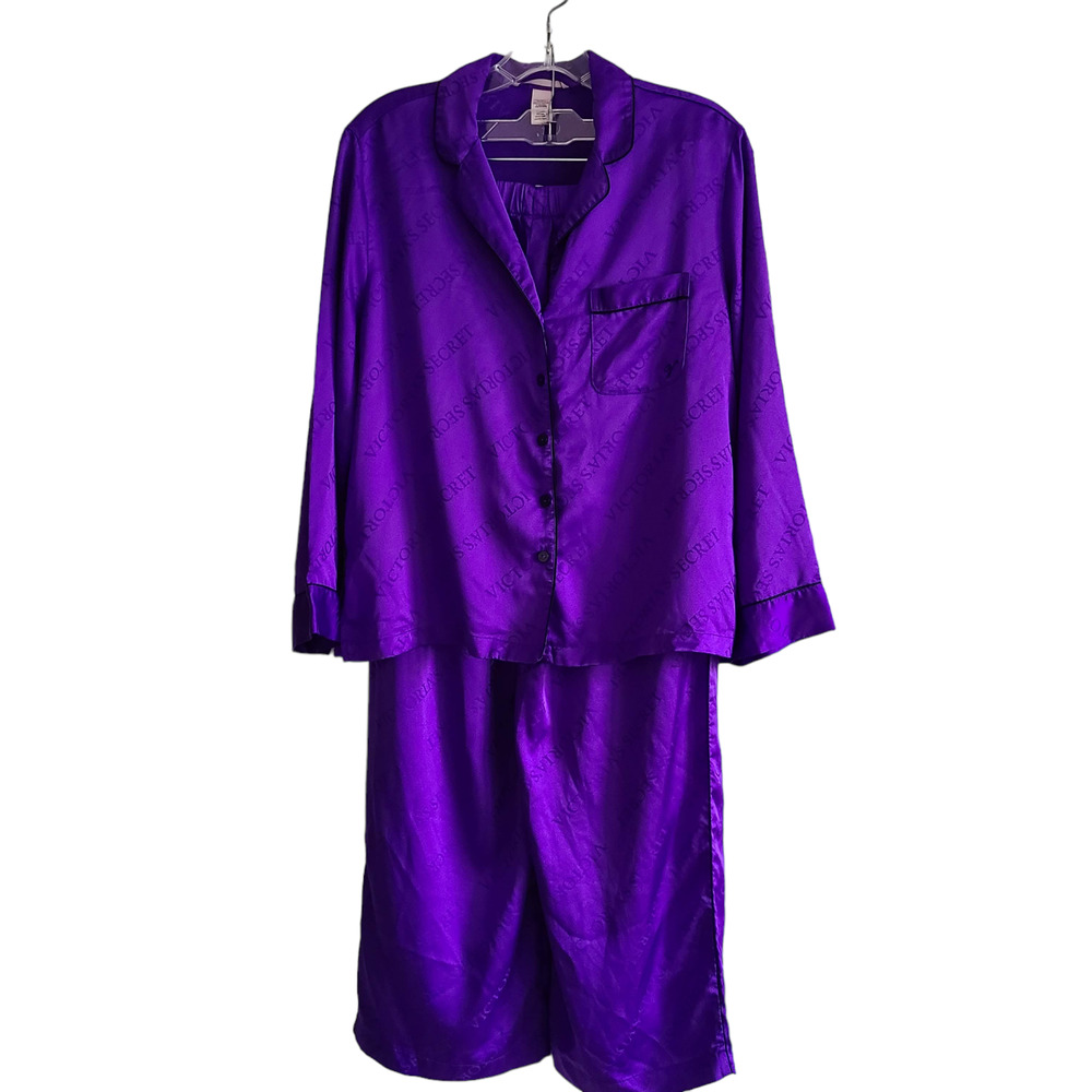 VICTORIA'S SECRET Purple Silky Charmeuse Logo Graphic‎ 2-Piece Set Small Short